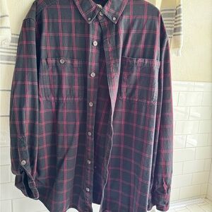 Duluth Trading Co Black and Red Plaid Button Down Shirt